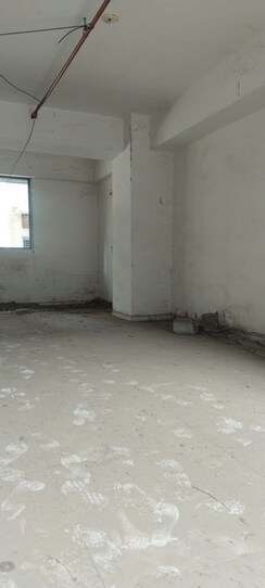 Retail Shop For Rent in Navrangpura