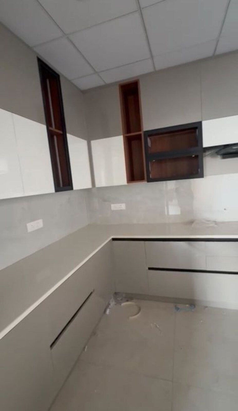 Kitchen, malwa-escon-primera 4 Bedroom 2020 Sq.Ft. Apartment In International Airport Road Zirakpur 10524804
