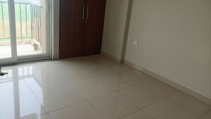 Room in 2 BHK Apartment at Tata Eureka Park, Sector 150 – for Rent