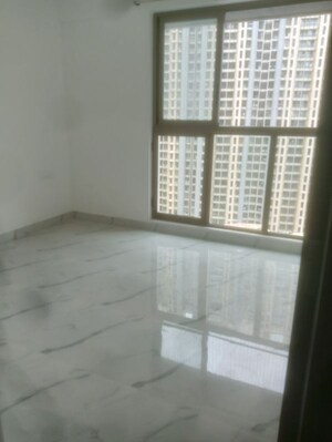 Room in 2 BHK Apartment at Raymond Ten X Habitat, Pokhran Road No Two – for Rent