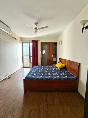 Bedroom in 3 BHK Builder Floor at Palam Vihar Residents Association, Palam Vihar – for Rent