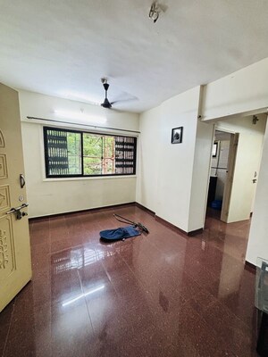 1 BHK Apartment For Rent in Mulund West