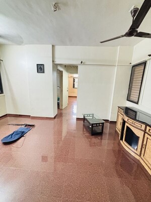 Living Room in 1 BHK Apartment at Mulund West – for Rent