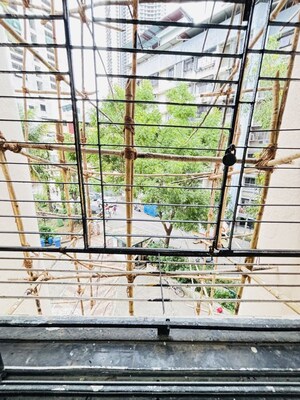 Balcony in 1 BHK Apartment at Mulund West – for Rent