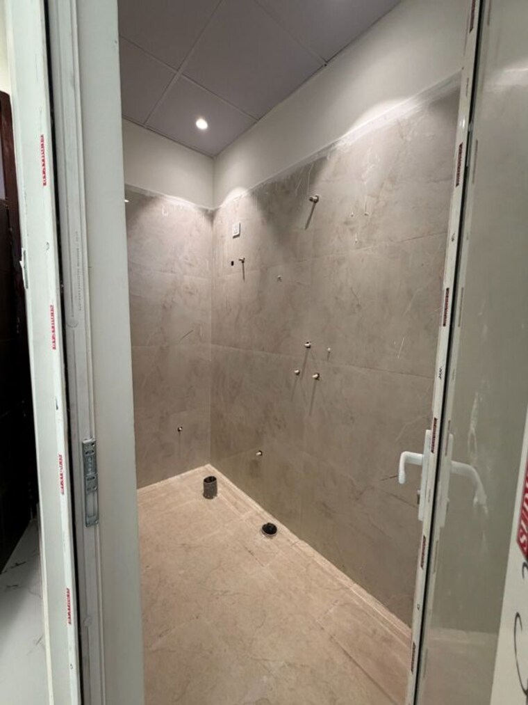 Bathroom, sector 166 4 Bedroom 1500 Sq.Ft. Villa In Sector 166 Noida 10524871