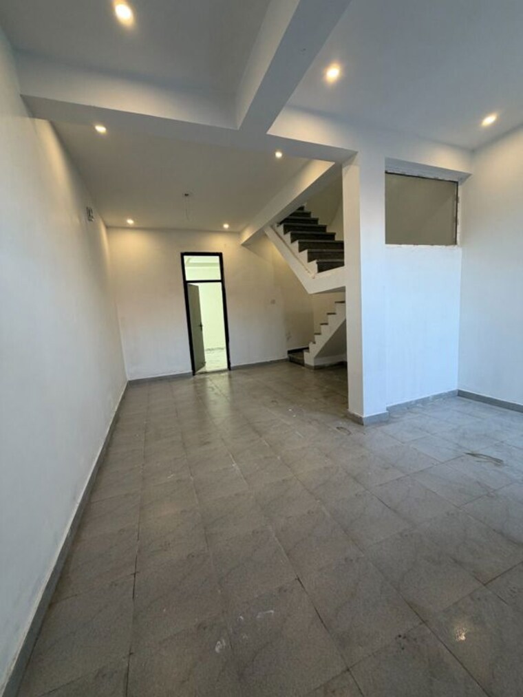 Room, sector 166 4 Bedroom 1500 Sq.Ft. Villa In Sector 166 Noida 10524871