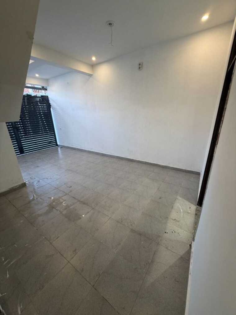 Room, sector 166 4 Bedroom 1500 Sq.Ft. Villa In Sector 166 Noida 10524871