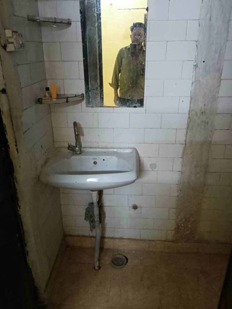 Bathroom, cassia-estate 1 Bedroom 430 Sq.Ft. Builder Floor In Pi I And Ii Greater Noida Greater Noida 10524874