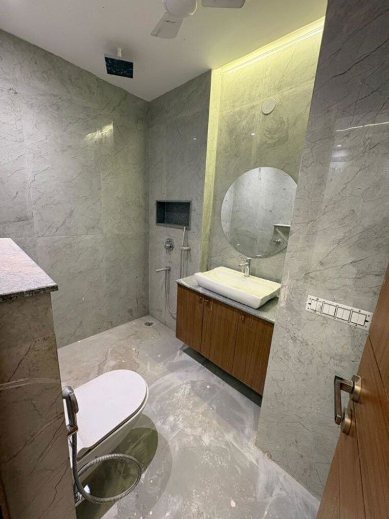 Bathroom, anant-raj-ashok-estate 4 Bedroom 2350 Sq.Ft. Apartment In Sector 63a Gurgaon 10524889