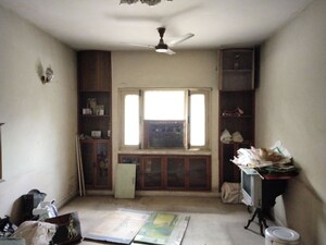 2 BHK Builder Floor For Rent in Sector 21