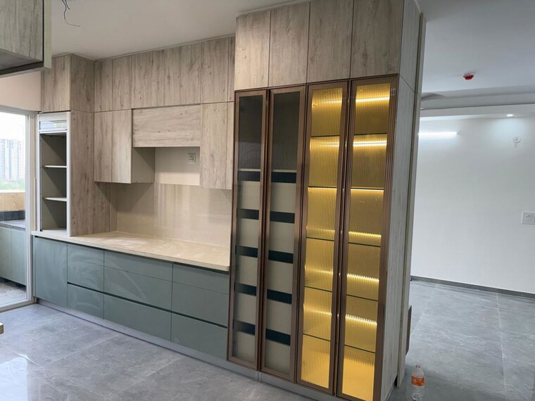Kitchen, tulip-yellow 3 Bedroom 1704 Sq.Ft. Apartment In Sector 69 Gurgaon 10524937