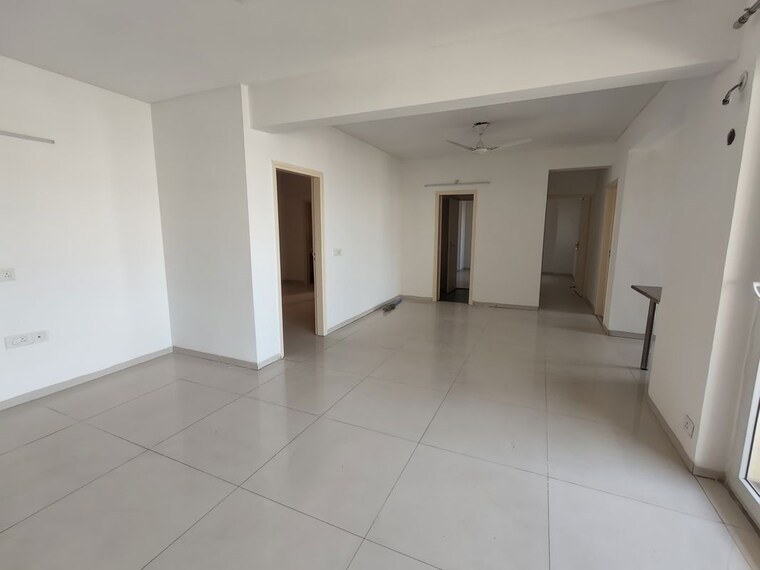 Room, tulip-violet 3 Bedroom 1650 Sq.Ft. Apartment In Sector 69 Gurgaon 10524943