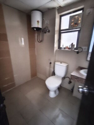 Bathroom in 2.5 BHK Apartment at Logix Blossom County, Sector 137 – for Rent