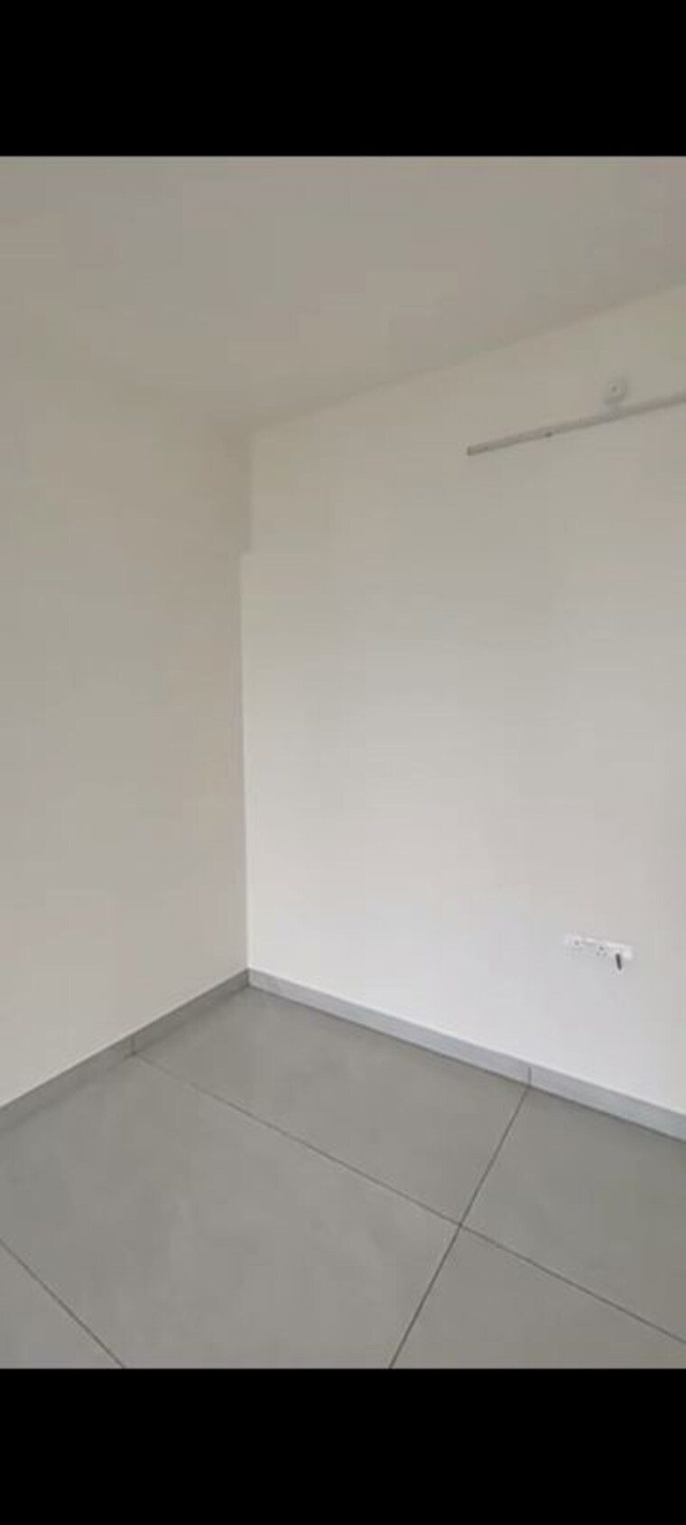 Room, model colony 3 Bedroom 1200 Sq.Ft. Apartment In Model Colony Pune 10524964