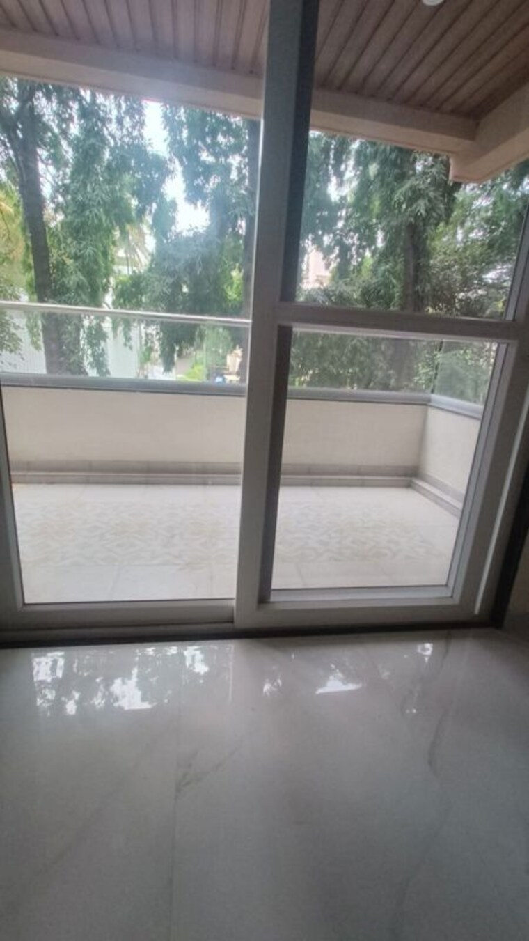 Room, model colony 3 Bedroom 1200 Sq.Ft. Apartment In Model Colony Pune 10524964