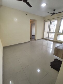 2 BHK Apartment For Rent in Jaypee Greens Kosmos