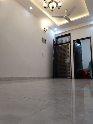 Room in 2 BHK Builder Floor at Divya Angels, Indrapuram – for Rent