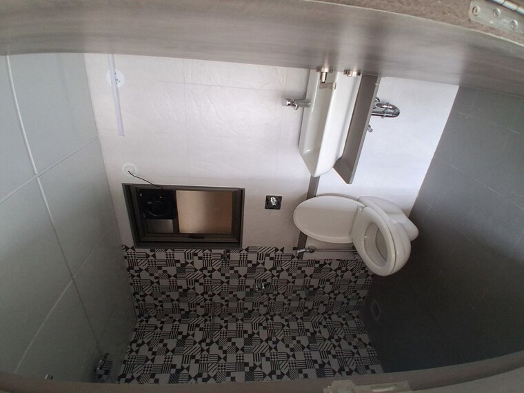 Bathroom, bramhacorp-the-collection 2 Bedroom 830 Sq.Ft. Apartment In Kalyani Nagar Pune 10525031