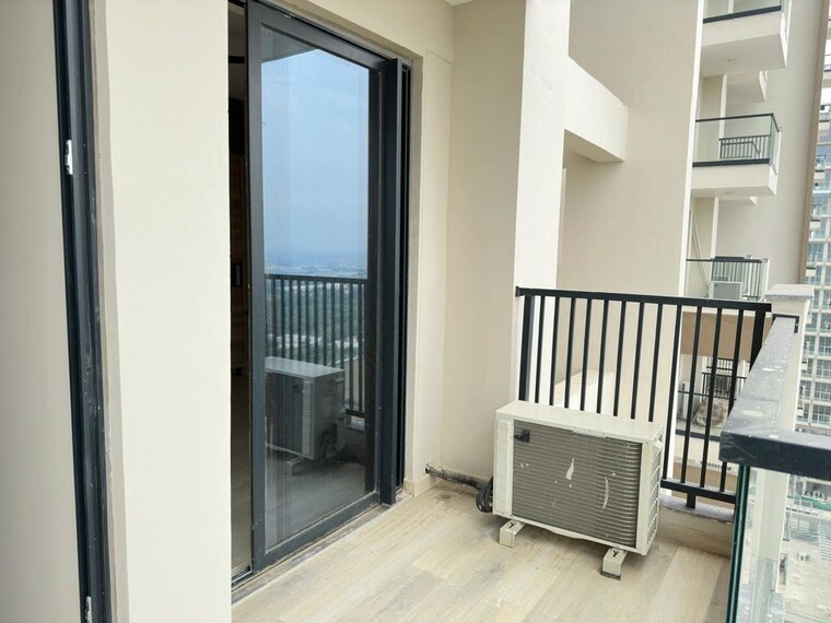 Room, m3m-skywalk 2 Bedroom 1415 Sq.Ft. Apartment In Sector 74 Gurgaon 10525034