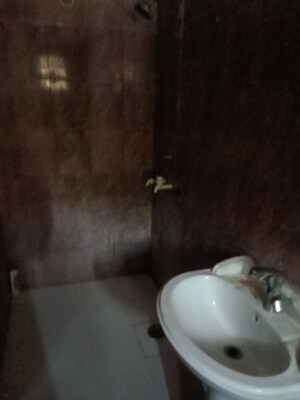 Bathroom in 1 BHK Builder Floor at Cassia Estate, Pi I And Ii Greater Noida – for Rent