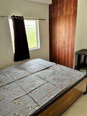 Bedroom in 1 RK Apartment at Gaur Atulyam, Omicron I Greater Noida – for Rent