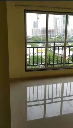 Room in 1 BHK Apartment at Ketan Apartments Dadar East, Dadar East – for Rent