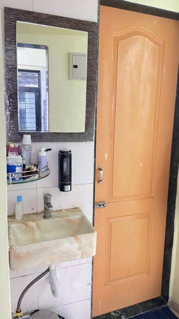 Bathroom, shree-shagun-apartment 1 Bedroom 650 Sq.Ft. Apartment In Kharghar Navi Mumbai 10525117