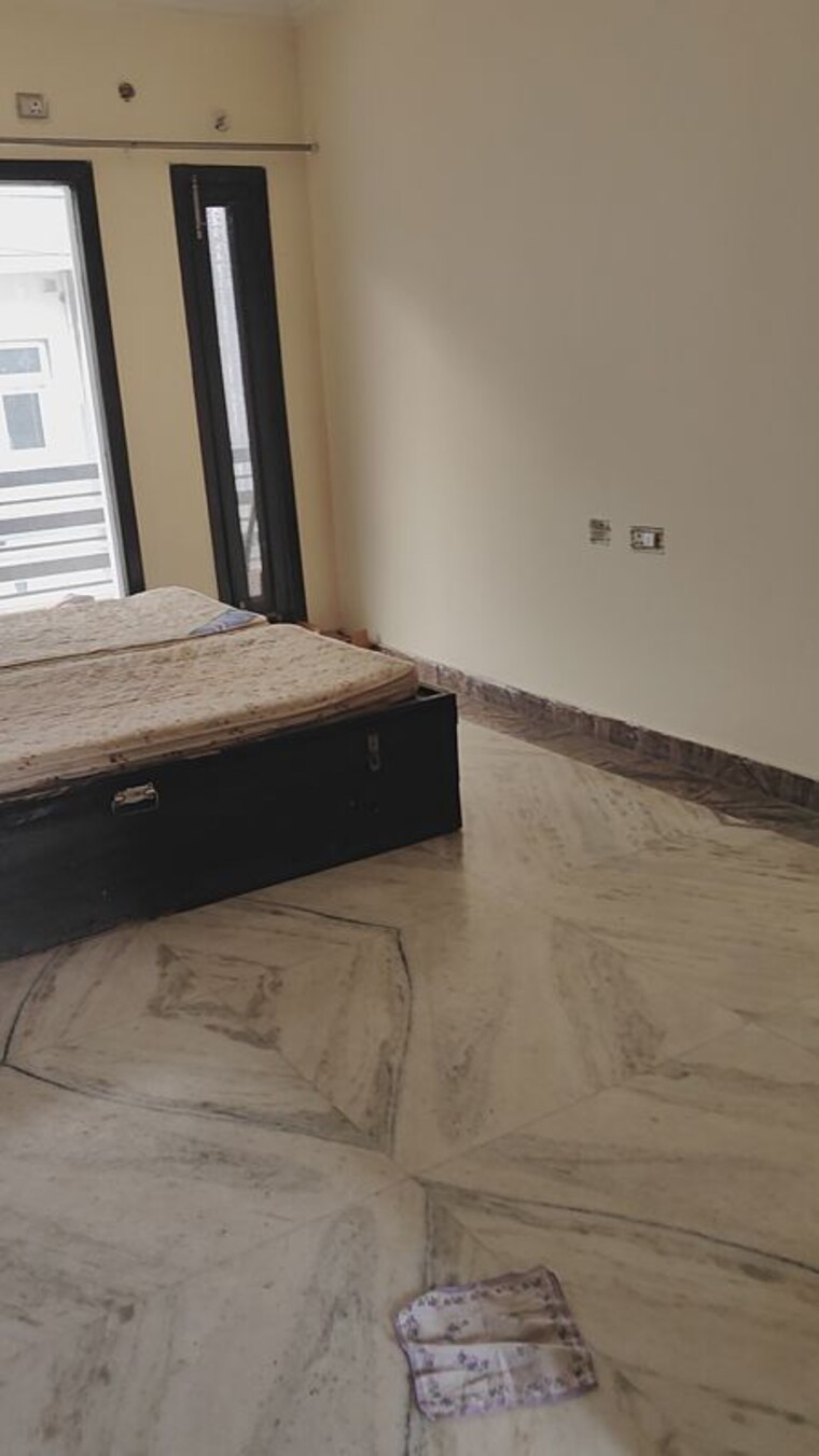 Room, ansal-plaza-sector-23 2 Bedroom 1500 Sq.Ft. Builder Floor In Sector 23 Gurgaon 10525121