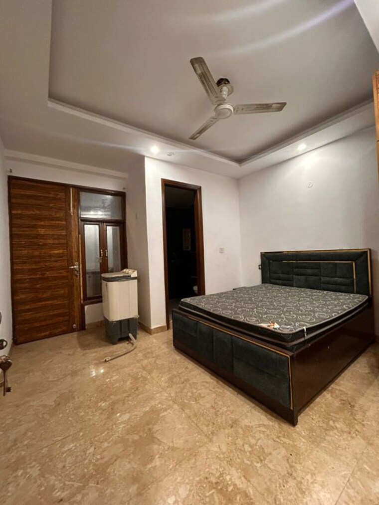 Room, chattarpur 3 Bedroom 1500 Sq.Ft. Apartment In Chattarpur Delhi 10525156