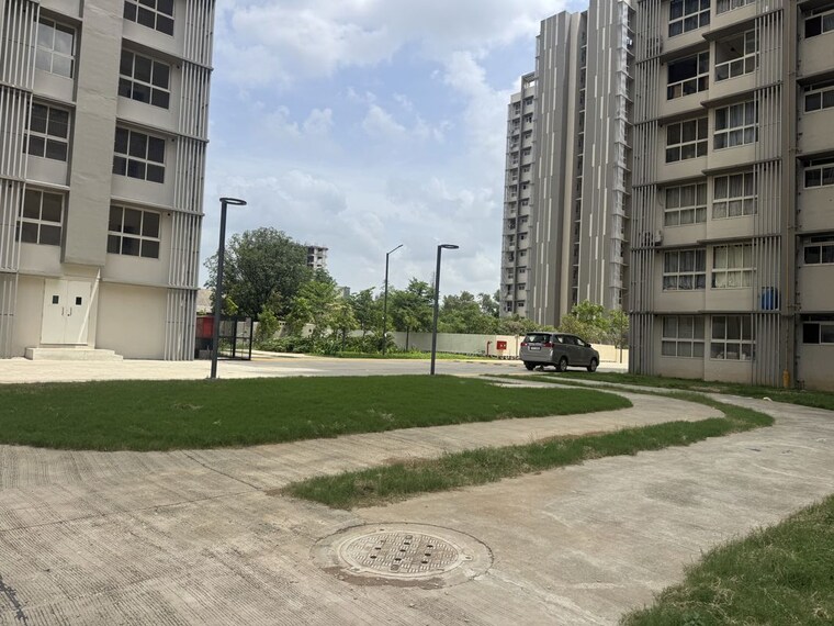 Exterior View, mahindra-happinest-kalyan 2 Bedroom 850 Sq.Ft. Apartment In Kalyan West Thane 10525141