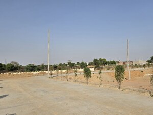  Plot For Sale in Gaurav Enclave, Dasna