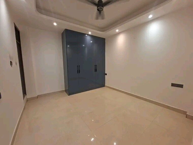 Room, chattarpur 3 Bedroom 1500 Sq.Ft. Apartment In Chattarpur Delhi 10525260