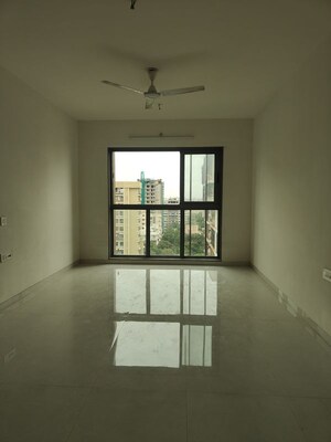 Room in 2 BHK Apartment at Silver Kakkad, Ghatkopar East – for Rent