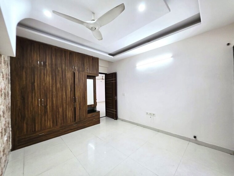Room, pir machalla 4 Bedroom 1900 Sq.Ft. Apartment In Pir Machalla Zirakpur 10525266