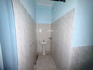 Bathroom in 3 BHK Independent House at Uattardhona – for Rent