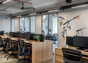  Office Space For Rent in Raichandani Ten Square, Lulla Nagar