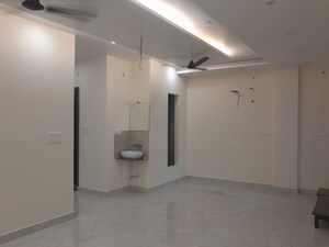 Room in 2 BHK Independent House at Chinhat – for Rent