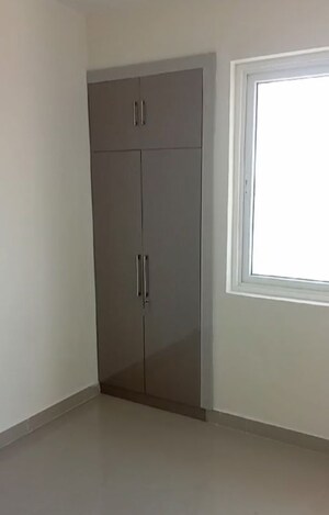 Room in 2 BHK Apartment at Sultanpur Road – for Sale