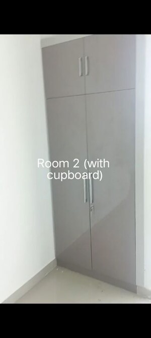Room in 2 BHK Apartment at Sultanpur Road – for Sale
