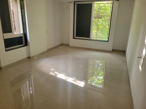 Room in 3 BHK Apartment at Surmani Complex, Model Colony – for Rent