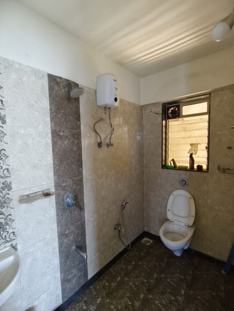 Bathroom, gsa-grandeur 1 Bedroom 645 Sq.Ft. Apartment In Malad East Mumbai 10525343