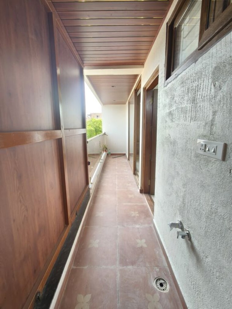 undefined, jeevan bima nagar 3 Bedroom 2200 Sq.Ft. Apartment In Jeevan Bima Nagar Bangalore 10525294