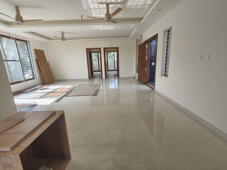 Room, jeevan bima nagar 3 Bedroom 2200 Sq.Ft. Apartment In Jeevan Bima Nagar Bangalore 10525294