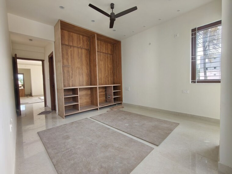 Room, jeevan bima nagar 3 Bedroom 2200 Sq.Ft. Apartment In Jeevan Bima Nagar Bangalore 10525294