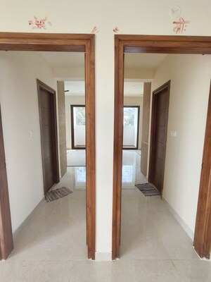 Room in 3 BHK Apartment at Jeevan Bima Nagar – for Rent