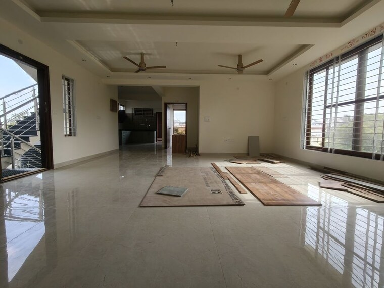 Room, jeevan bima nagar 3 Bedroom 2200 Sq.Ft. Apartment In Jeevan Bima Nagar Bangalore 10525294