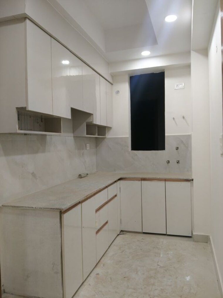Kitchen, sector 73 3 Bedroom 1500 Sq.Ft. Builder Floor In Sector 73 Noida 10525377