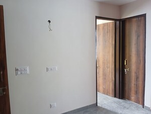 Room in 1 BHK Builder Floor at Ghitorni – for Rent