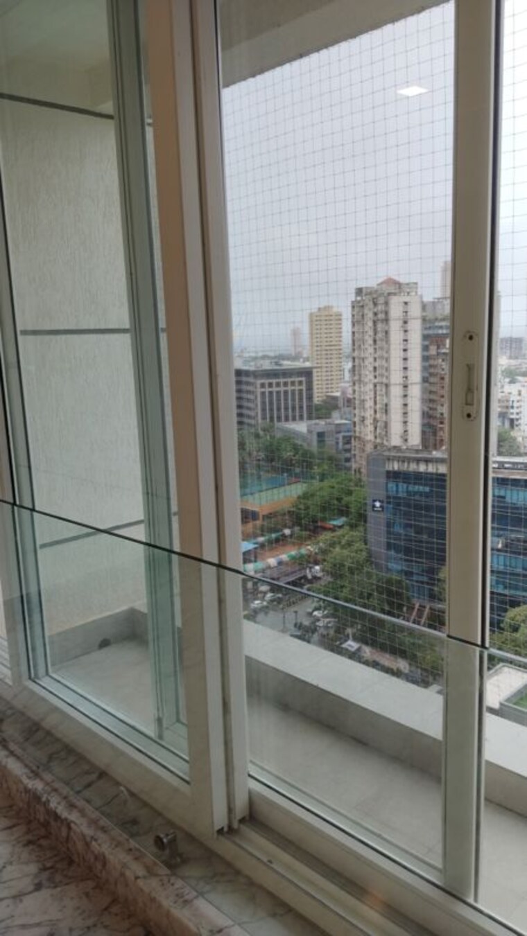 Balcony, sumer-trinity-towers 3 Bedroom 1500 Sq.Ft. Apartment In Prabhadevi Mumbai 10525382