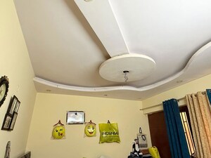 Furnished Amenities in 1 BHK Builder Floor at Dwarka Mor – for Sale